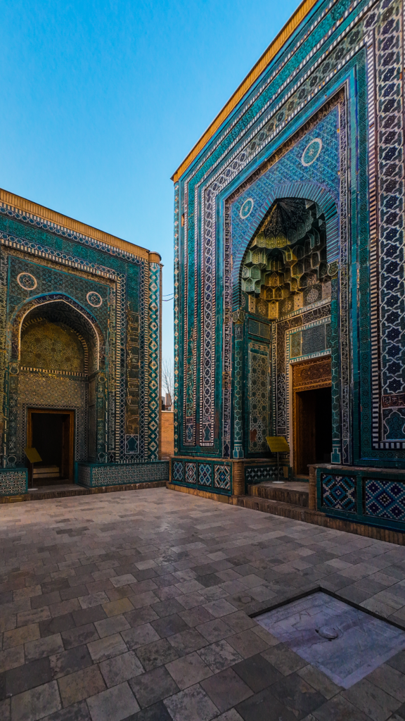 Uzbekistan travel – Silk Road architecture, culture, and desert landscapes