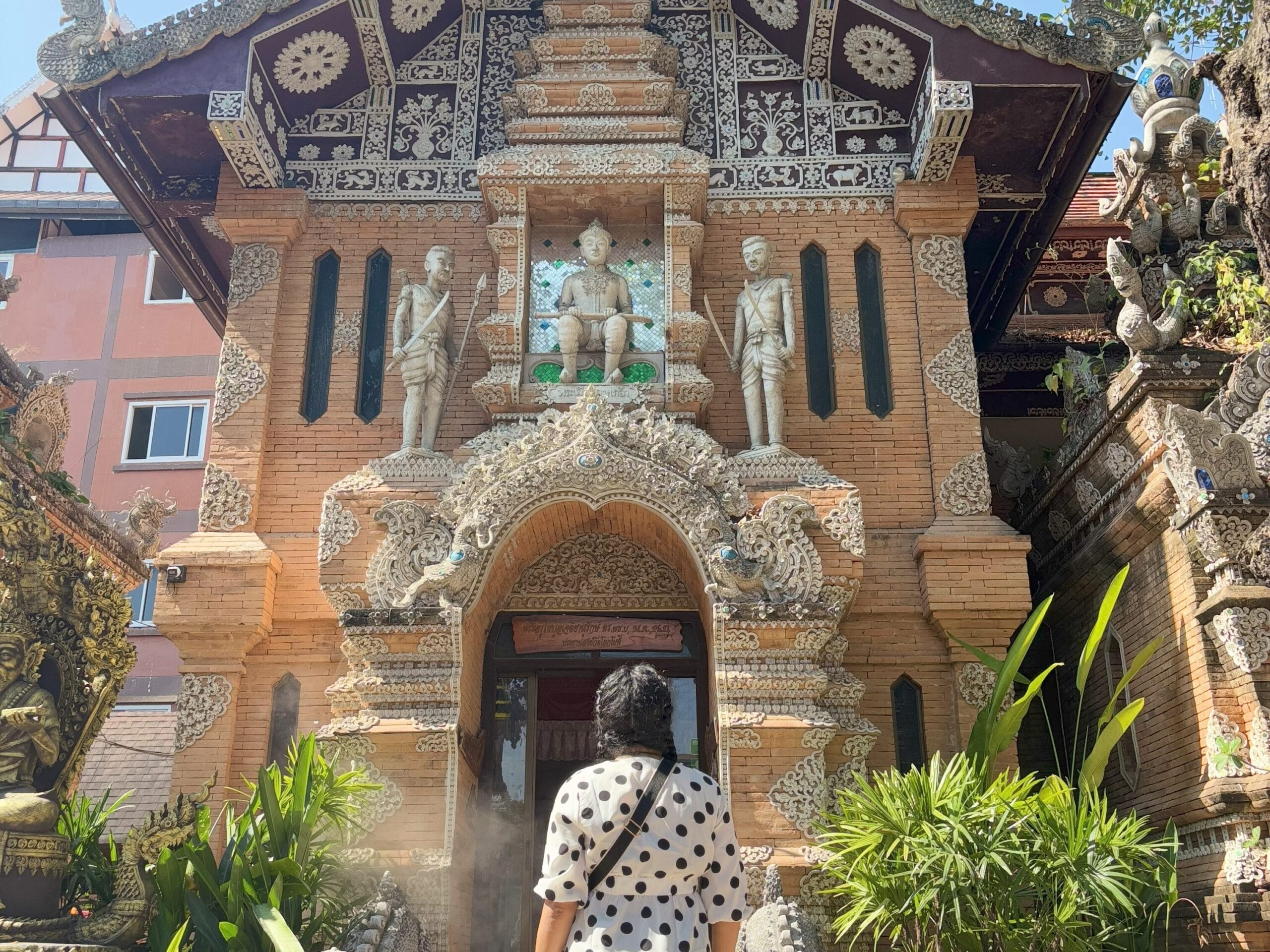 Slow travel in Chiang Mai discovering some hidden gems like Wat Lok Molee